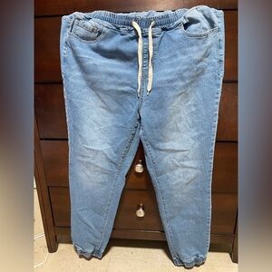 SHEIN Relaxed Fit Blue Jeans with Drawstring